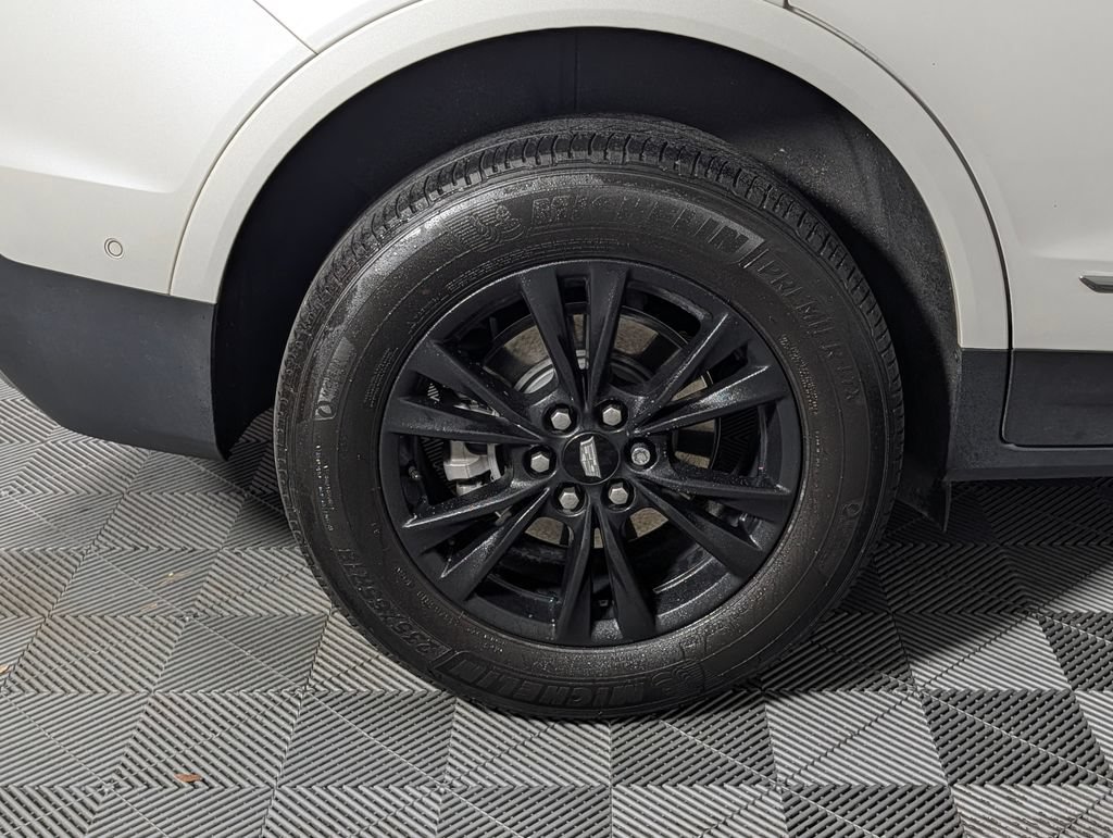 Used 2022 Cadillac XT5 Premium Luxury w/ Technology Package FWD image 13