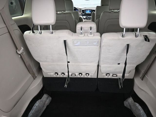 Used 2021 Chrysler Voyager Lxi image 26