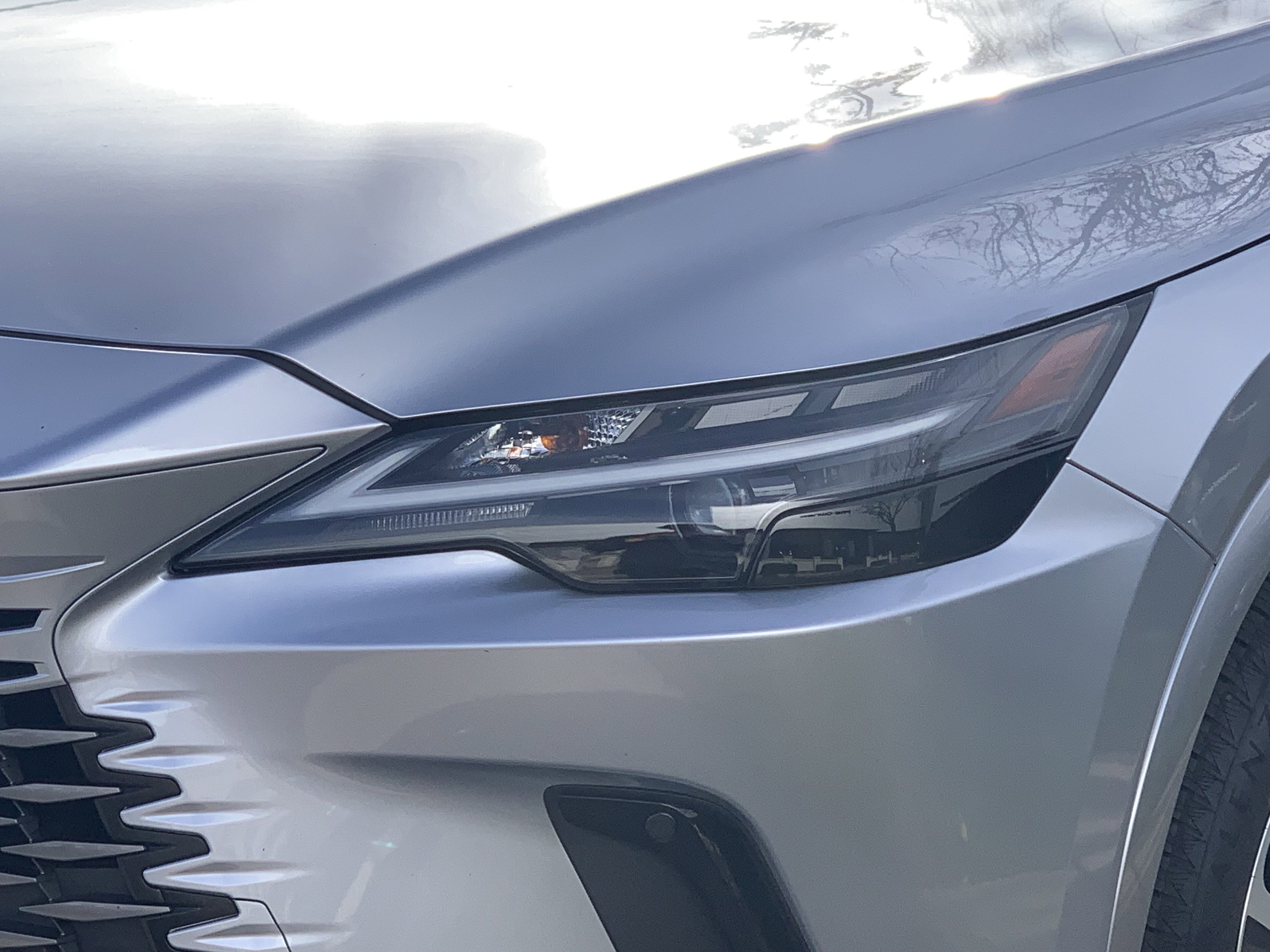 Used 2025 Lexus RX 350 Premium w/ Accessory Package (Z1) image 6