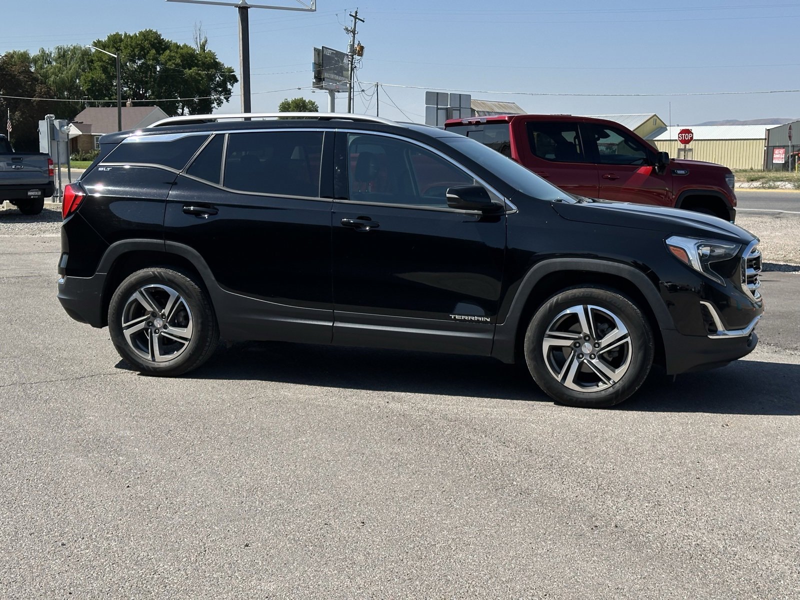 Used 2019 GMC Terrain SLT w/ Preferred Package image 3
