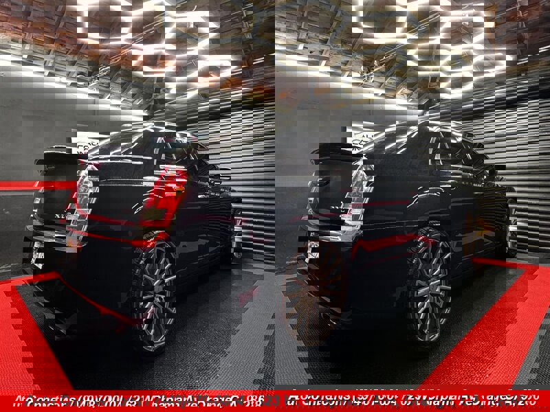 Used 2014 Chrysler 300 C image 3