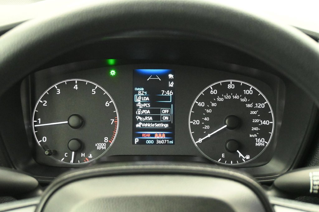 Used 2023 Toyota Corolla LE FWD image 8
