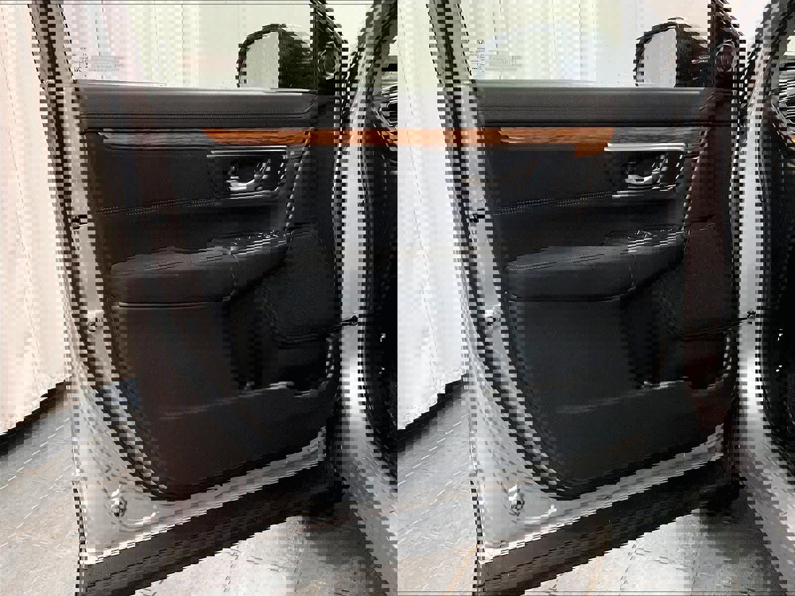 Used 2019 Honda CR-V EX image 9