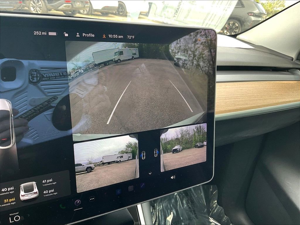 Used 2021 Tesla Model Y Long Range AWD/4WD image 14