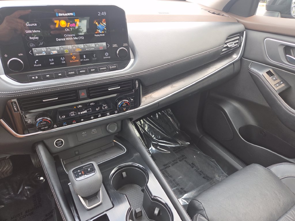 Used 2023 Nissan Rogue Platinum w/ Platinum Premium Package AWD/4WD image 41