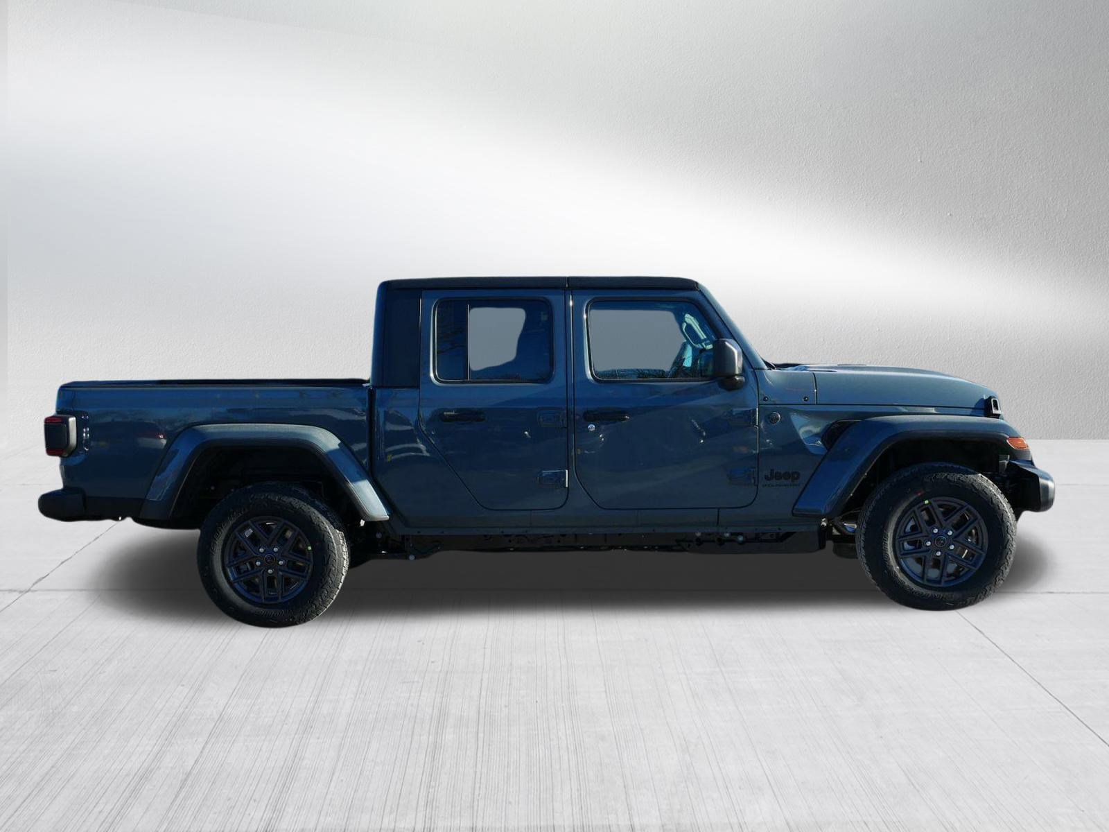 New 2026 Jeep Gladiator Sport image 8
