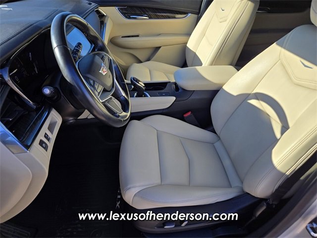 Used 2019 Cadillac XT5 FWD image 10