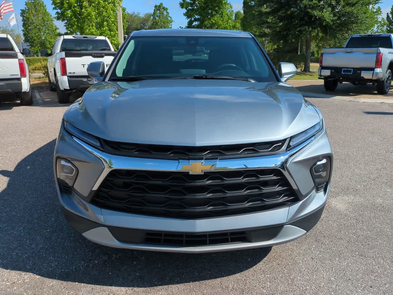 Used 2025 Chevrolet Blazer LT FWD image 9
