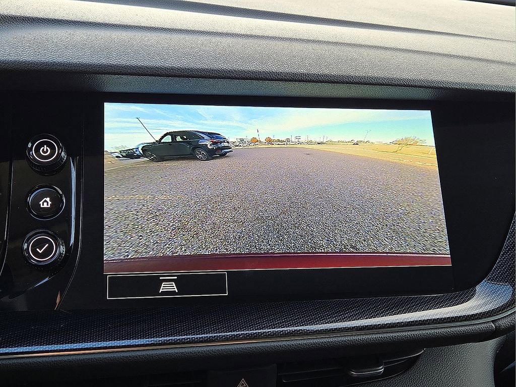 Used 2023 Buick Envision Preferred image 28