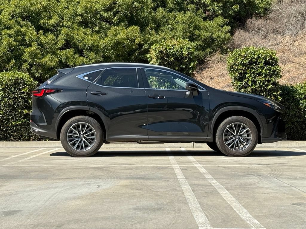 Certified 2026 Lexus NX 350h AWD w/ Accessory Package (Z2) image 8
