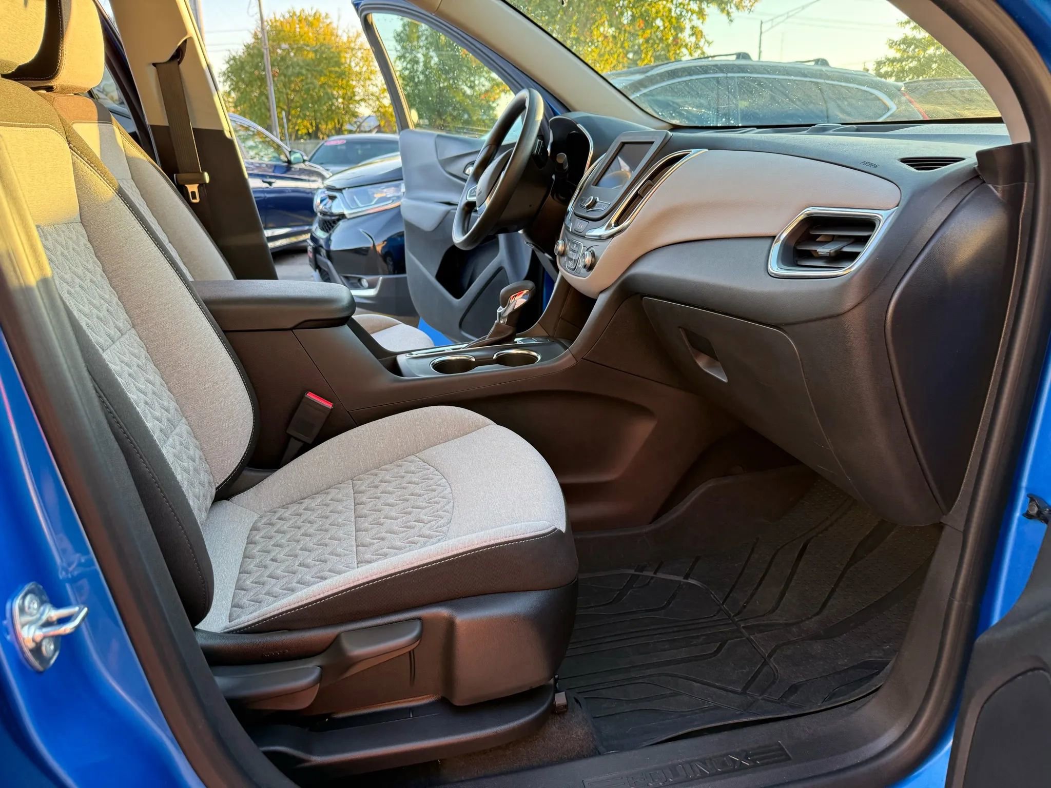 Used 2024 Chevrolet Equinox LS w/ LS Convenience Package image 12