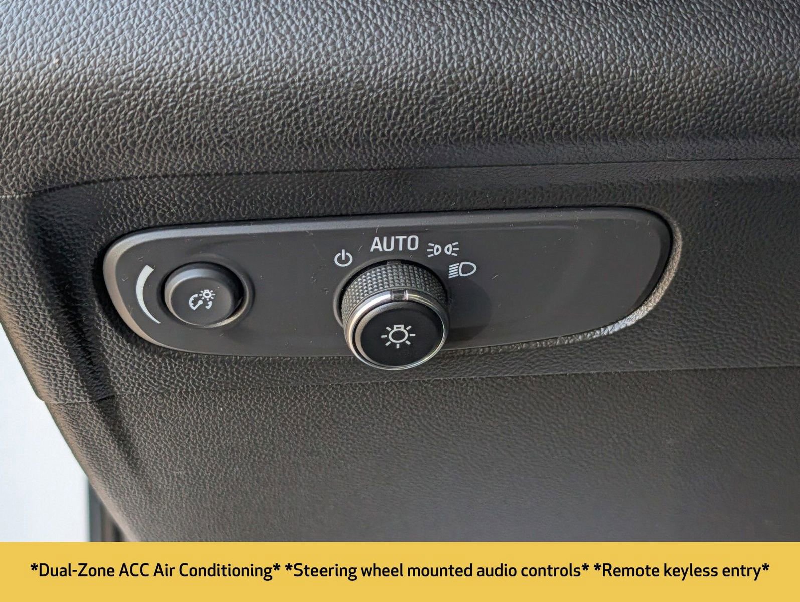 Used 2021 Buick Envision Preferred image 12