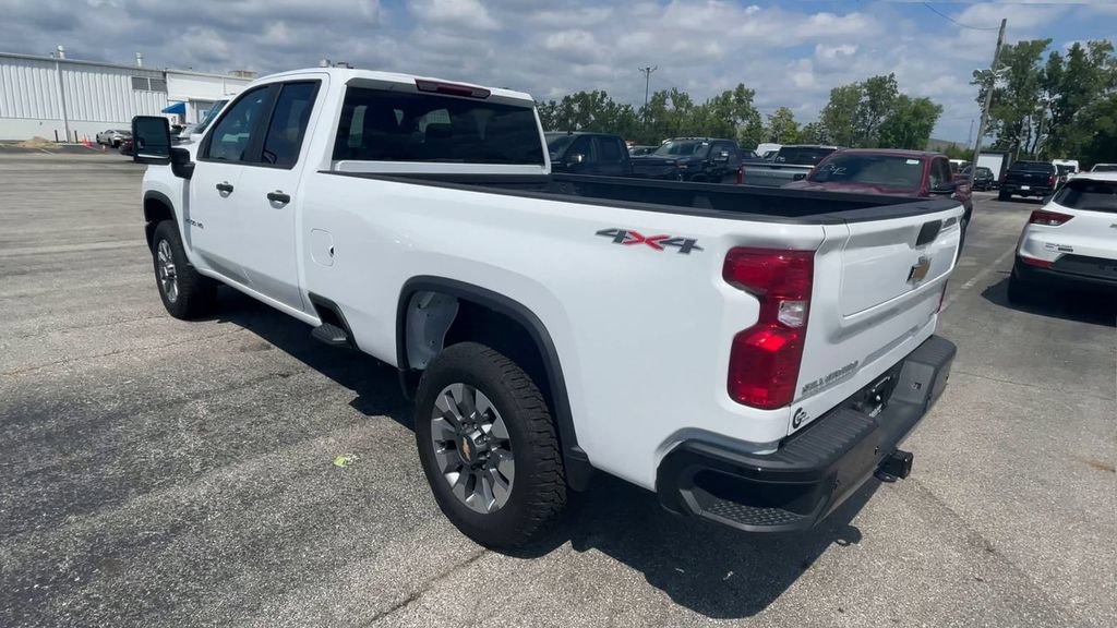 New 2026 Chevrolet Silverado 2500 Custom w/ Custom Value Package AWD/4WD image 8