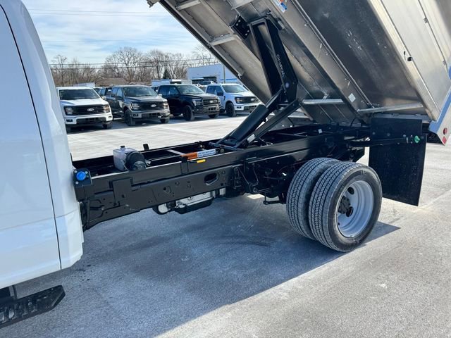 New 2025 Ford F550 4x4 SuperCab Super Duty image 10