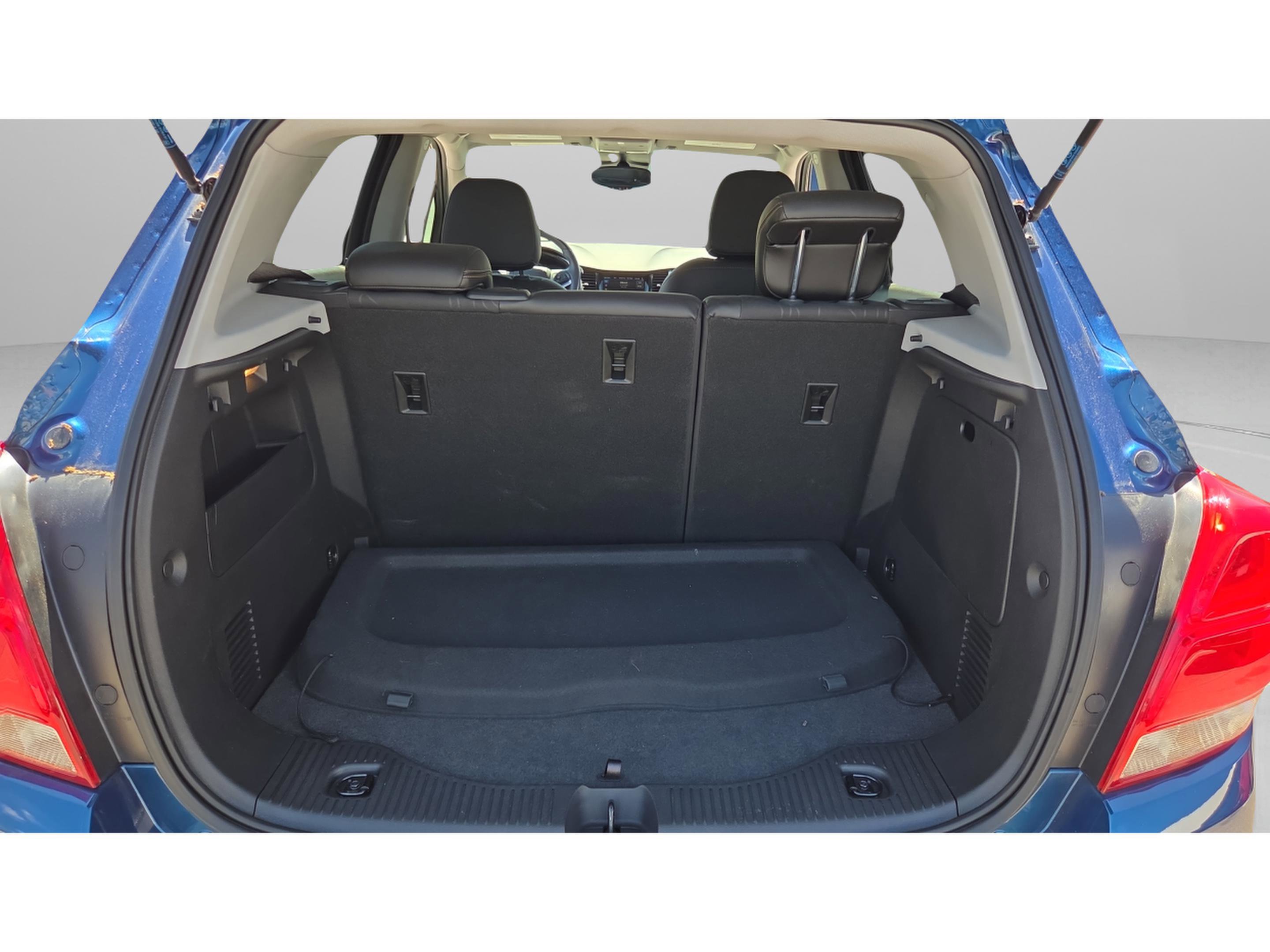 Used 2019 Chevrolet Trax LT w/ LT Convenience Package image 14