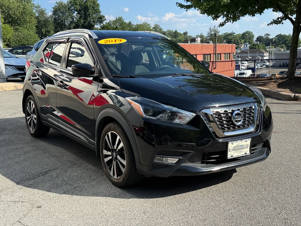 Used 2019 Nissan Kicks SR FWD image 7