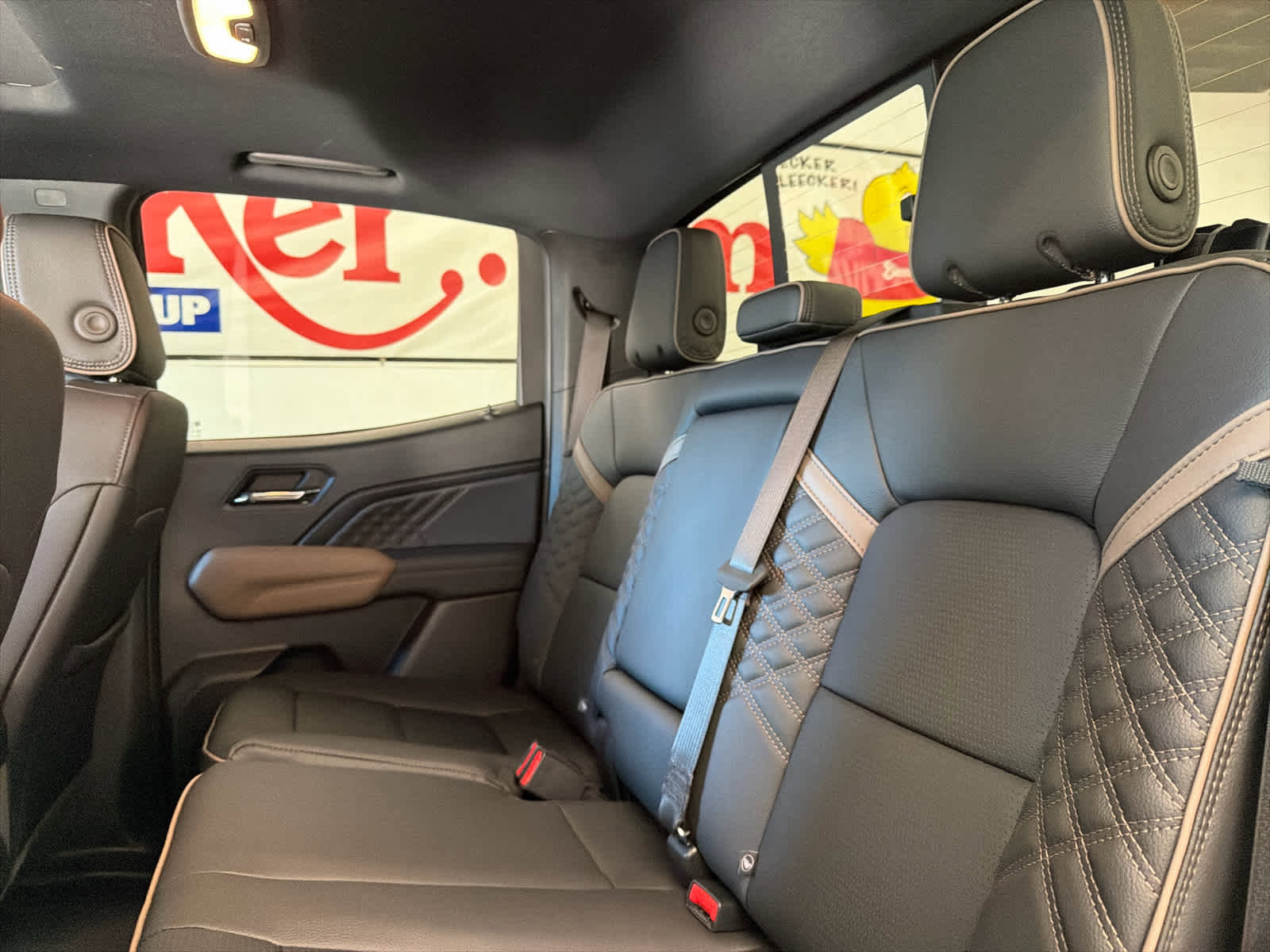 New 2026 GMC Canyon Denali image 22