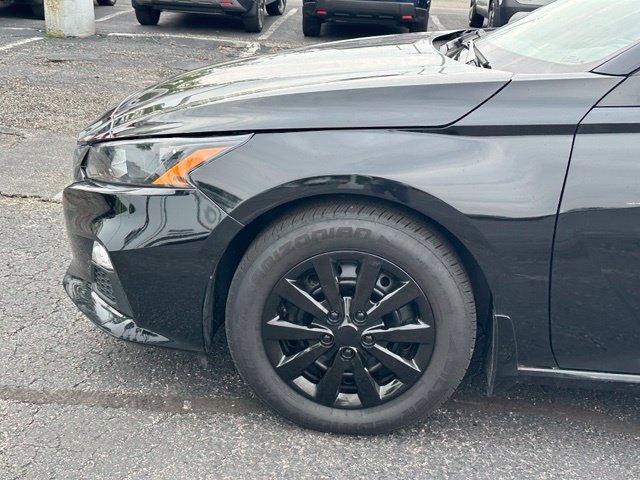 Used 2022 Nissan Altima 2.5 S FWD image 7
