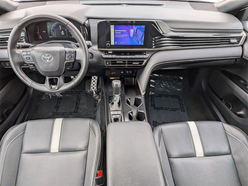 Used 2025 Toyota Camry LE image 21