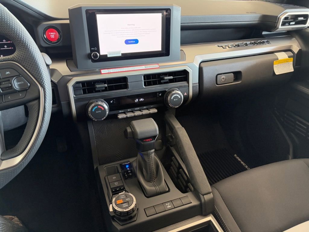 New 2025 Toyota Tacoma TRD Off-Road AWD/4WD image 25