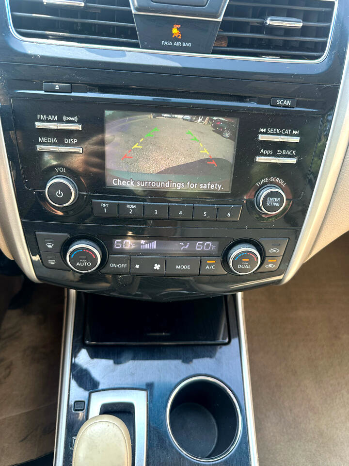 Used 2014 Nissan Altima 2.5 SV image 18
