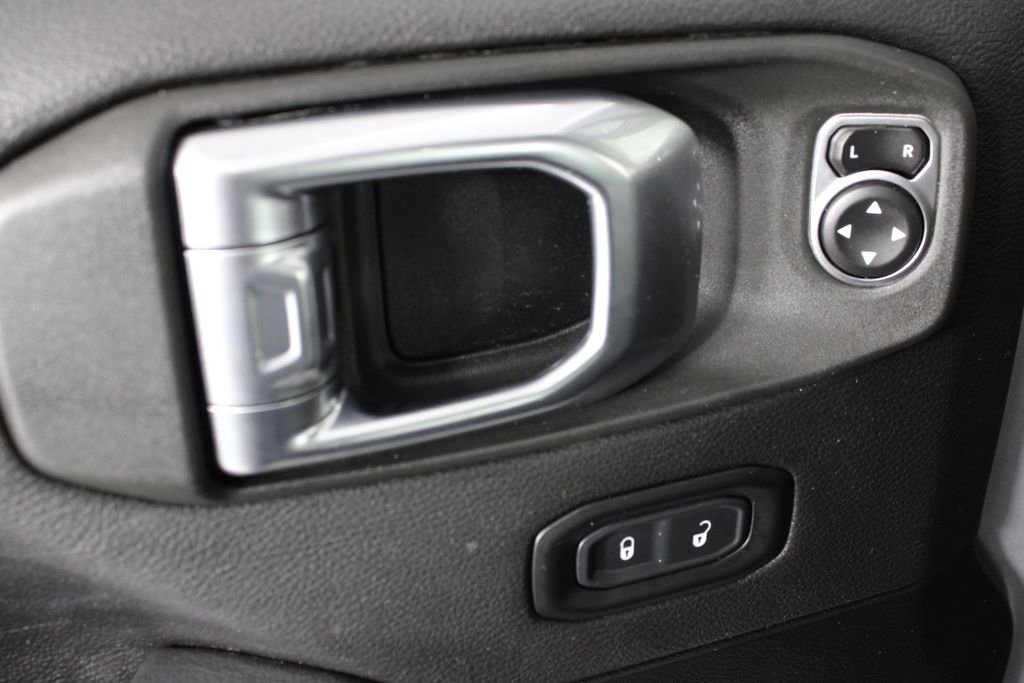 Used 2023 Jeep Gladiator Overland image 22