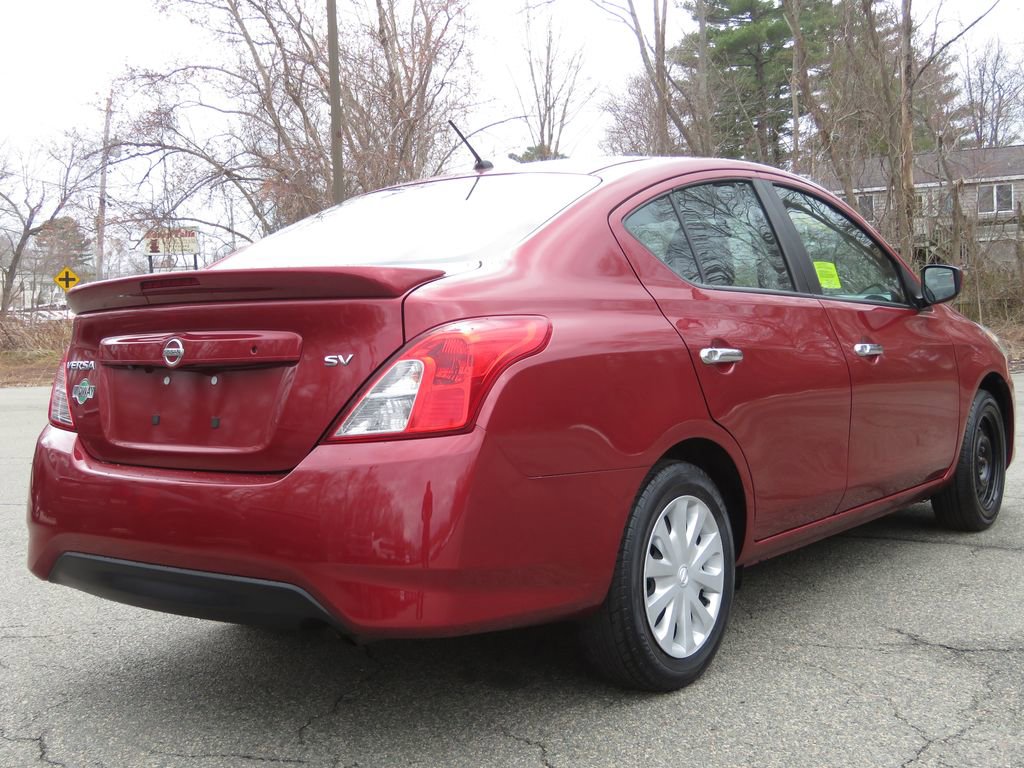 Used 2019 Nissan Versa SV FWD image 5