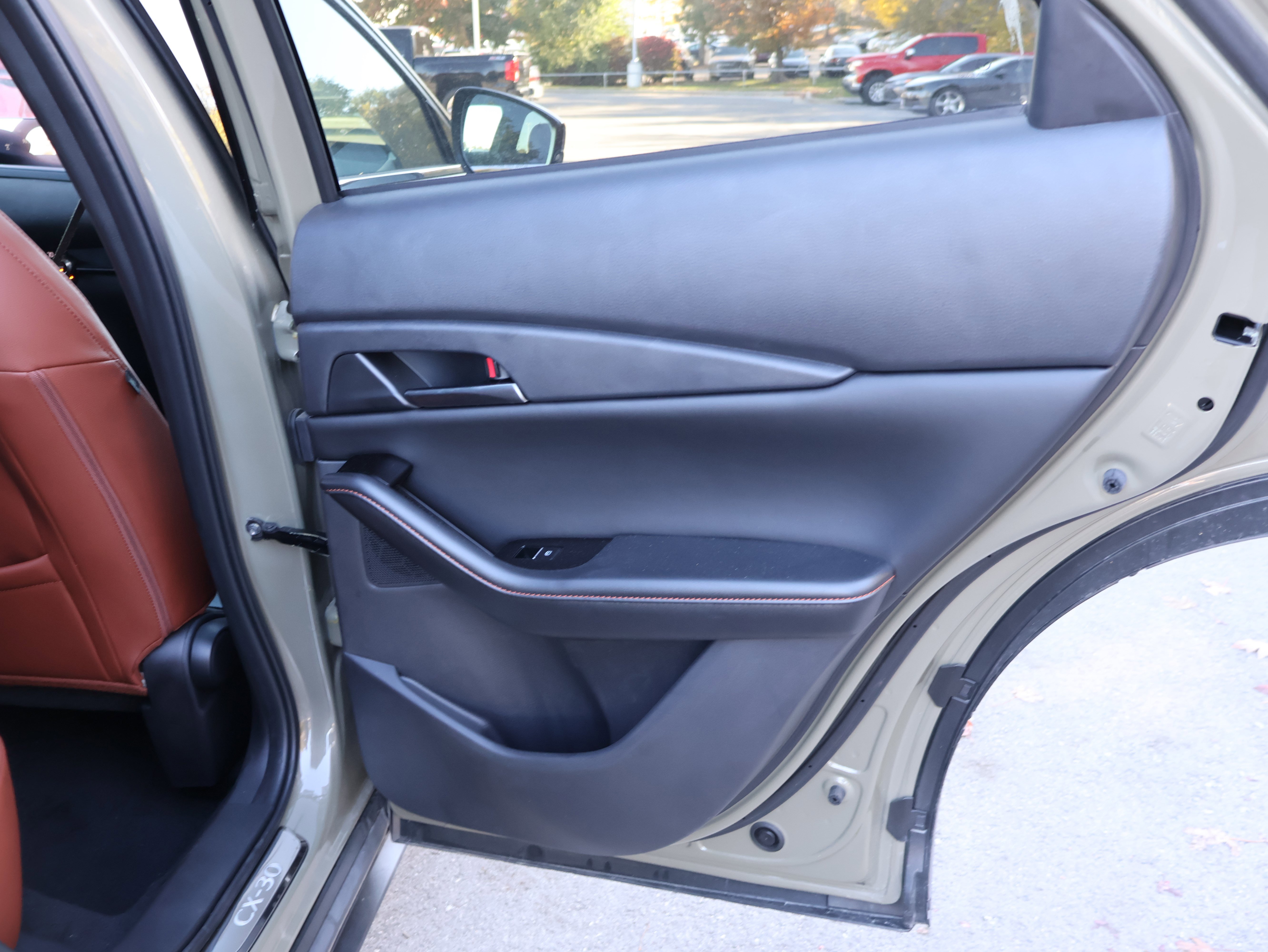 Certified 2025 MAZDA CX-30 Carbon image 13