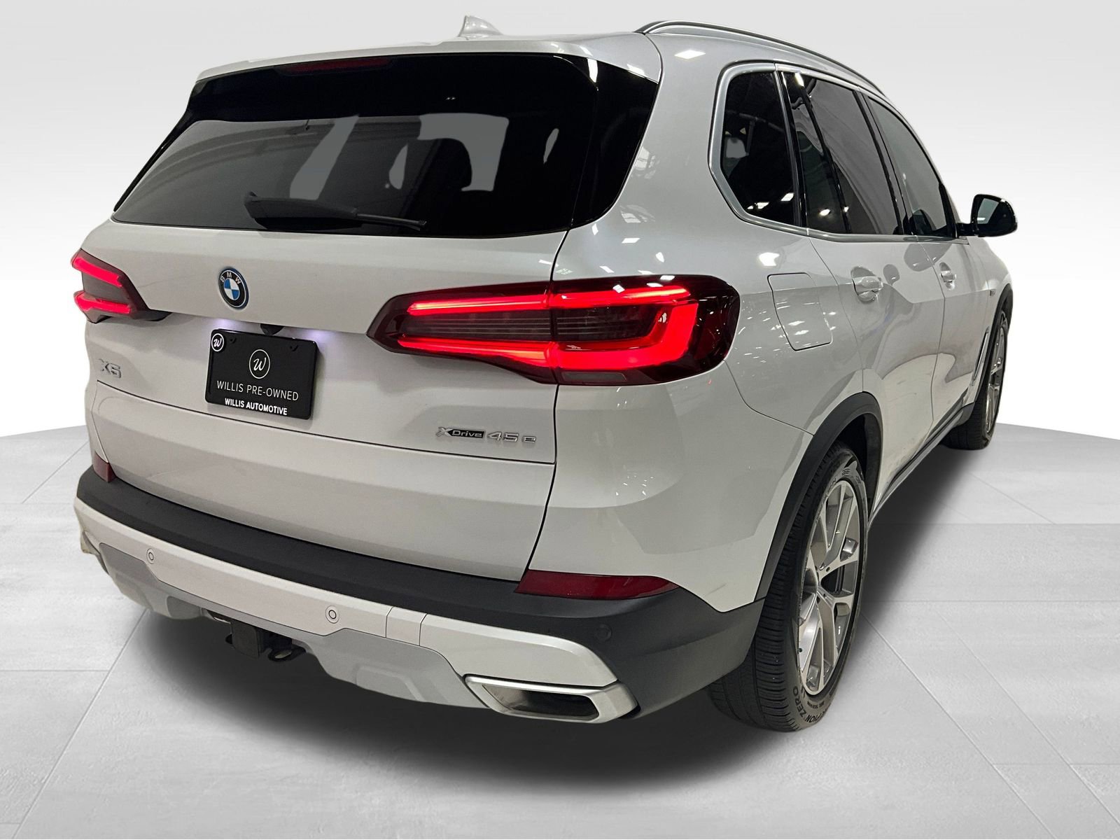 Used 2023 BMW X5 xDrive45e w/ Luxury Seating Package image 10