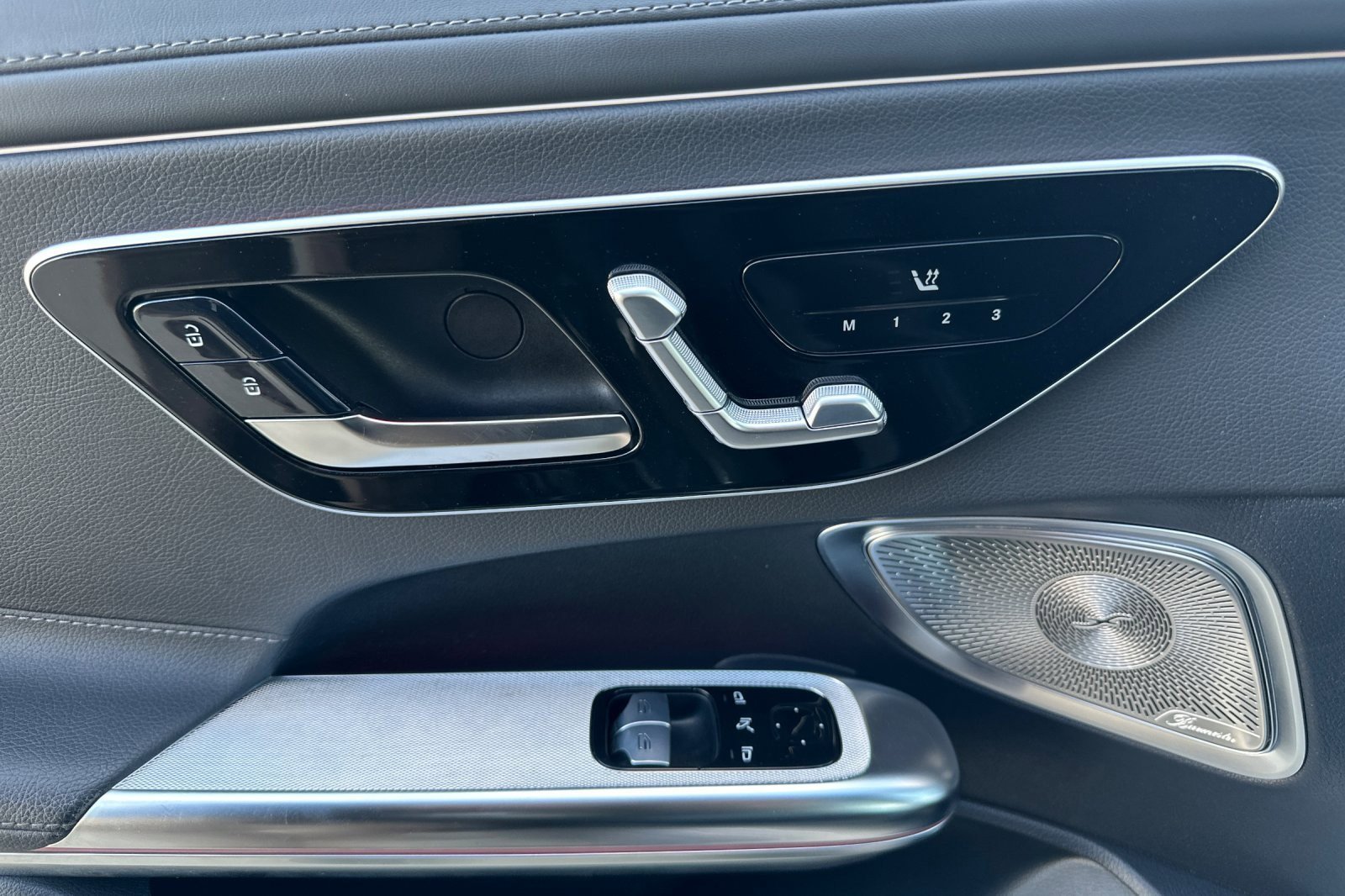 Used 2024 Mercedes-Benz CLE 300 4MATIC Coupe w/ AMG Line image 10