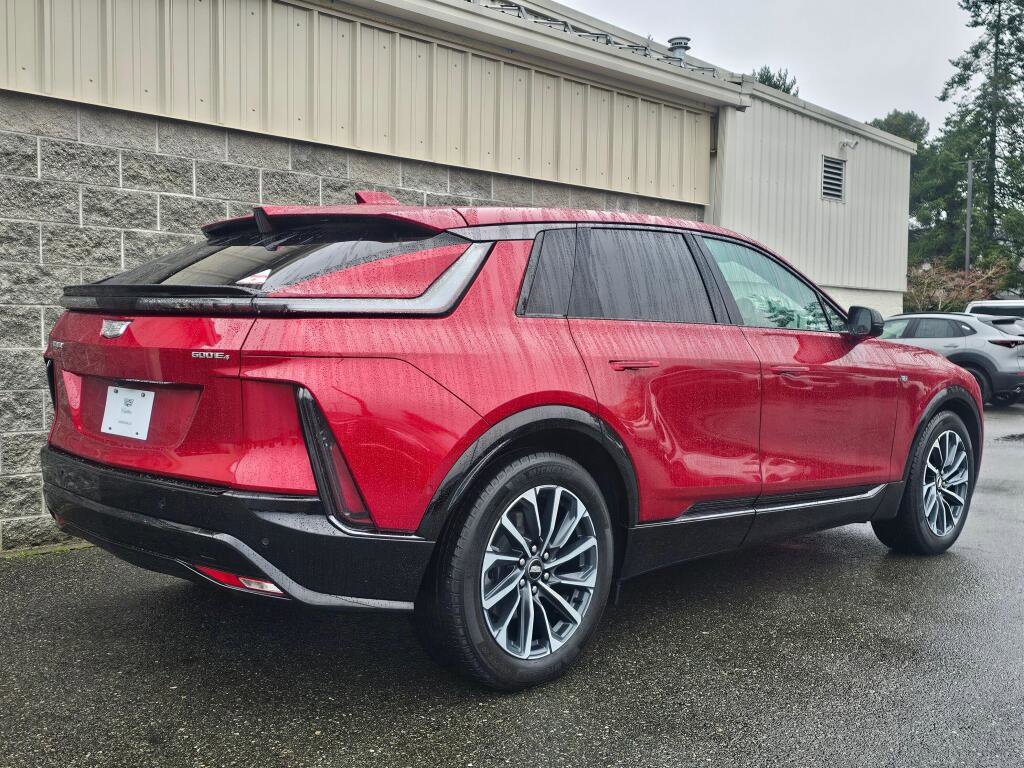 Certified 2024 Cadillac Lyriq Sport w/ LPO, Floor Liner Package image 10