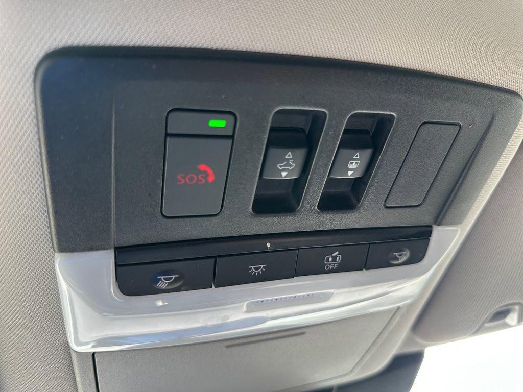 Used 2024 Nissan Pathfinder SV w/ SV Premium Package image 21