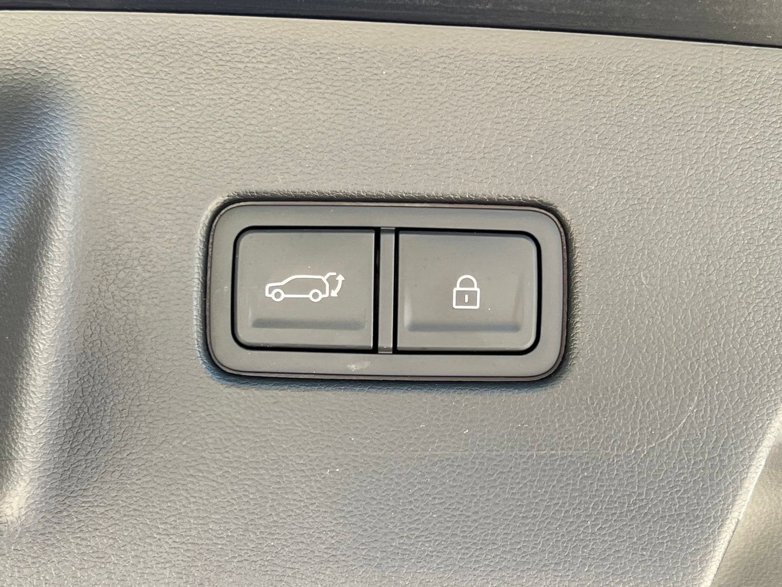 Used 2026 Hyundai Palisade SEL FWD image 17