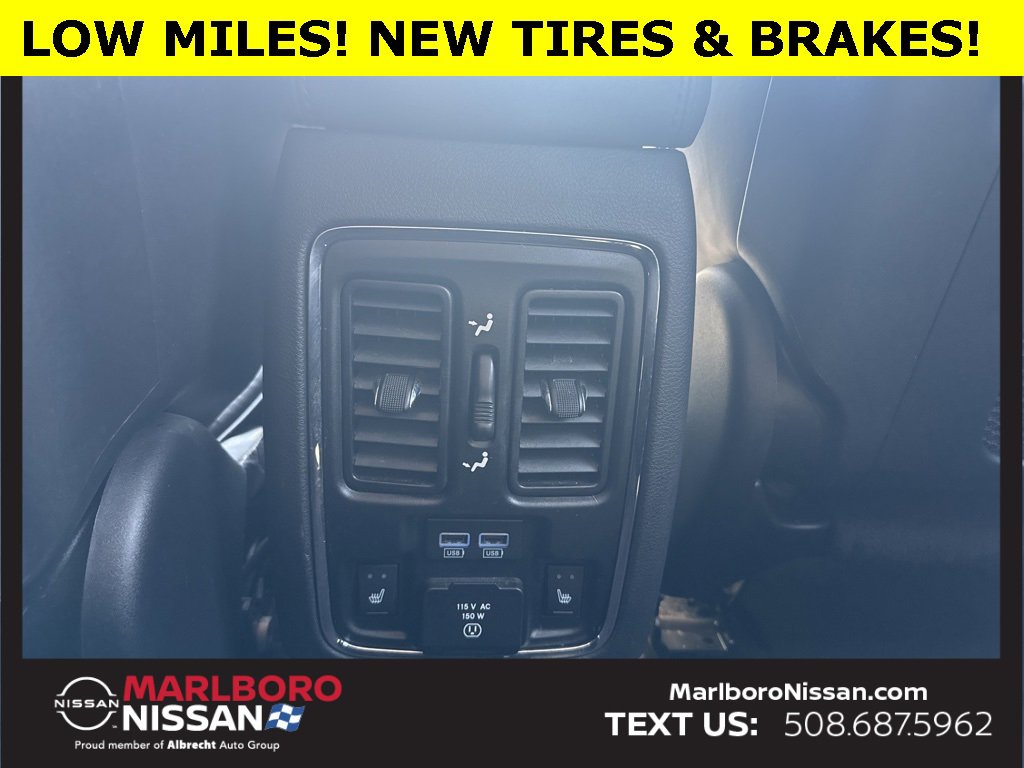 Used 2017 Jeep Grand Cherokee Summit image 17