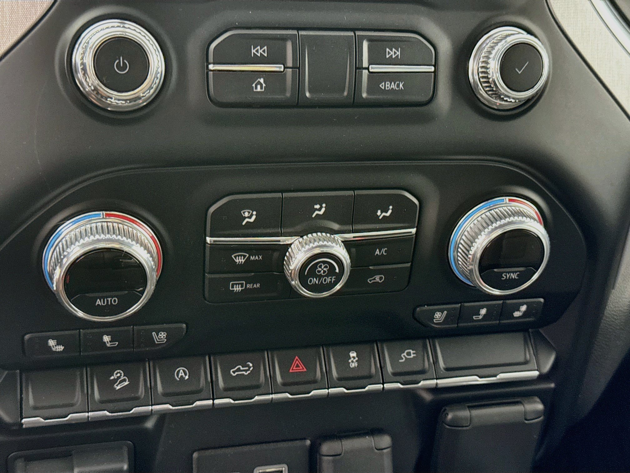 Used 2019 GMC Sierra 1500 SLT w/ SLT Premium Package AWD/4WD image 14