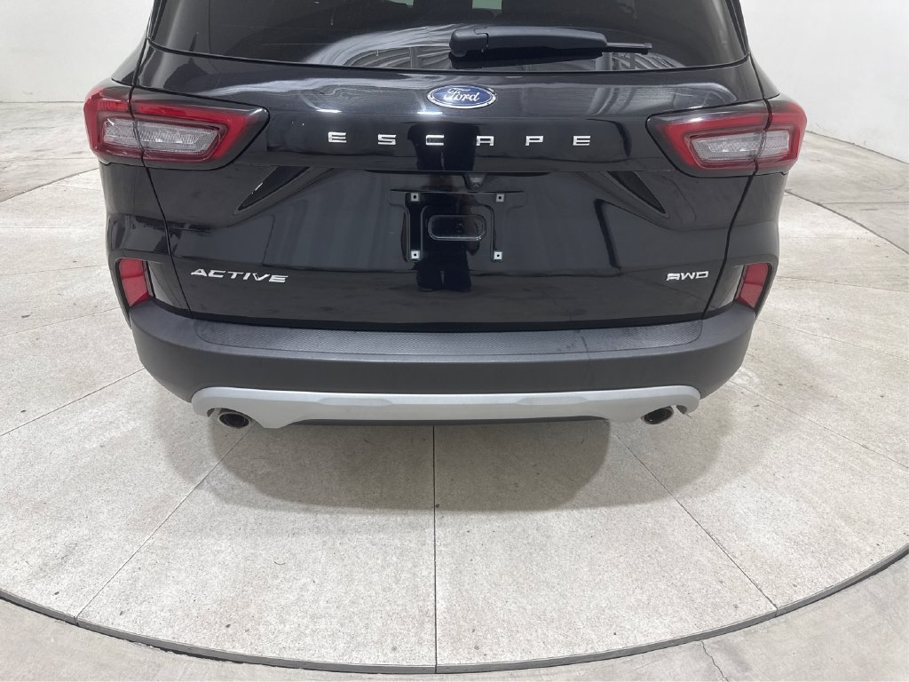 Used 2025 Ford Escape Active AWD/4WD image 25
