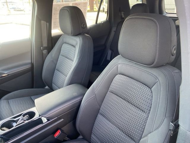 Used 2025 Chevrolet Equinox LT image 17