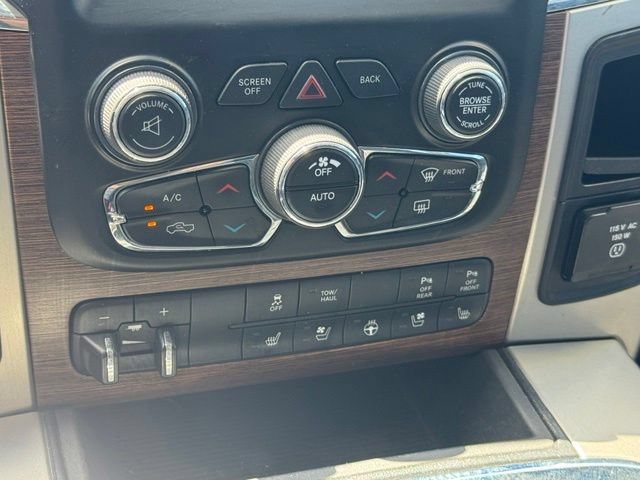 Used 2016 RAM 1500 Laramie w/ Convenience Group AWD/4WD image 39