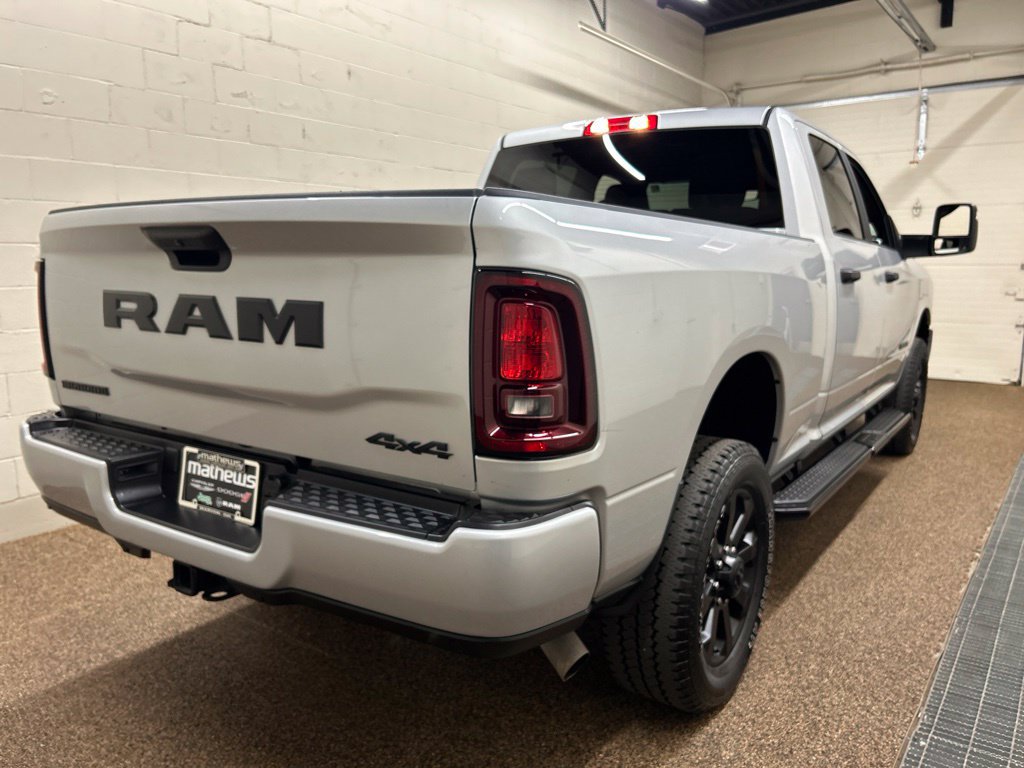 Used 2026 RAM 2500 Big Horn AWD/4WD image 2