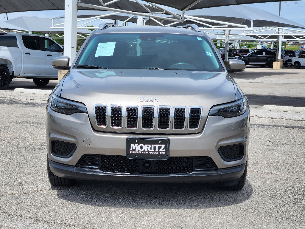 Used 2021 Jeep Cherokee Latitude image 2