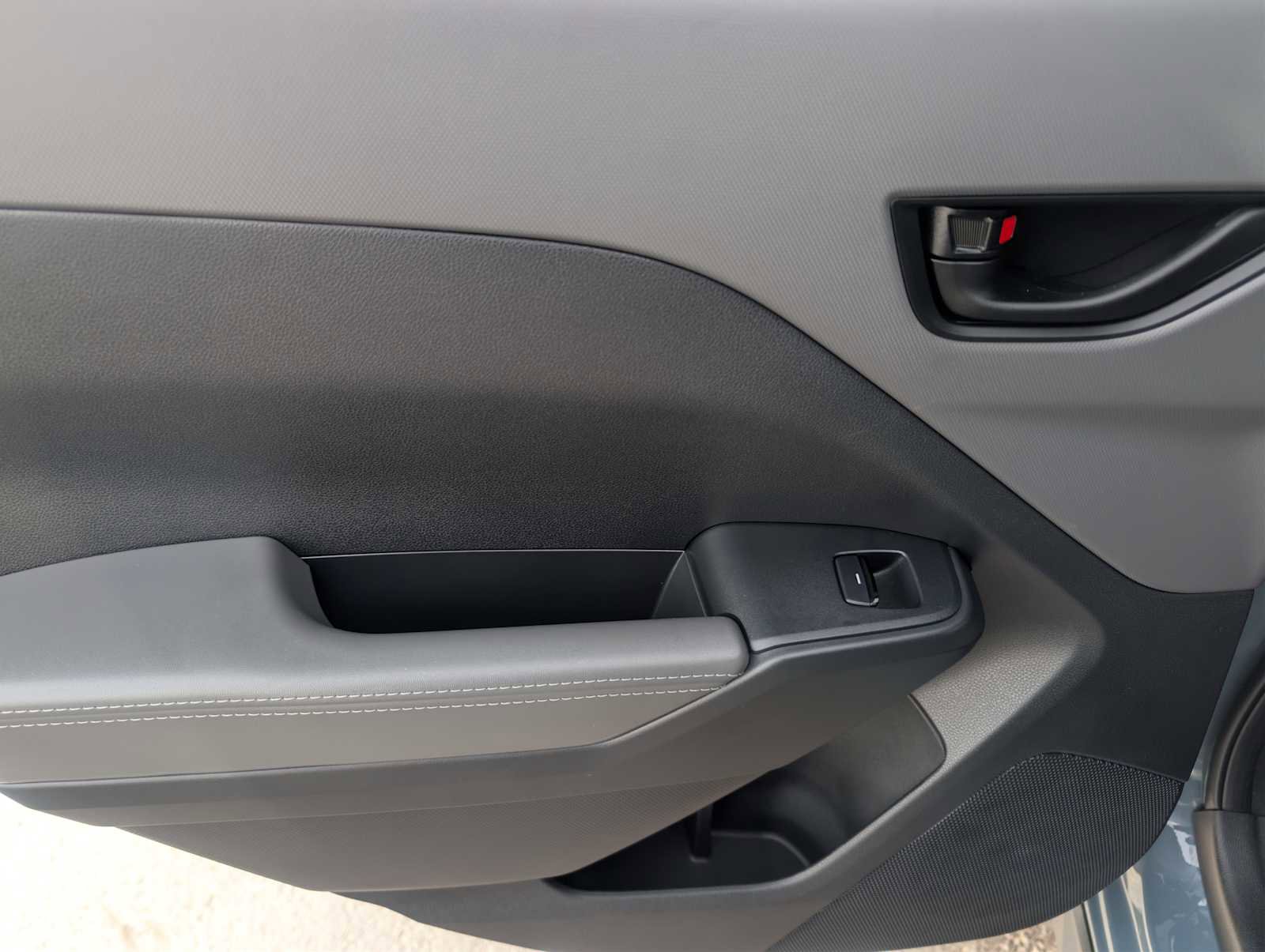 Certified 2025 Subaru Crosstrek 2.0i Premium image 25