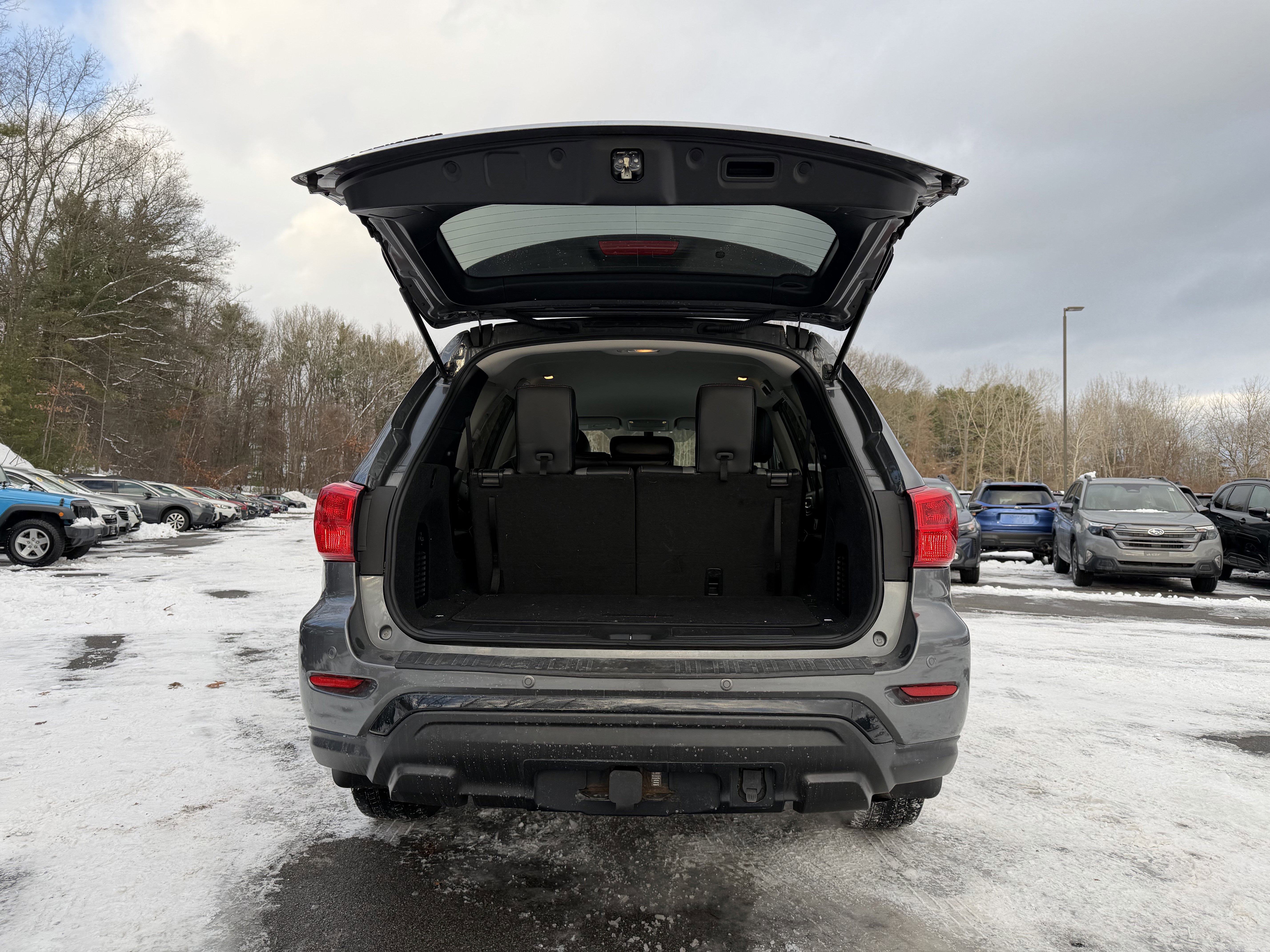 Used 2020 Nissan Pathfinder SV w/ Rock Creek Edition image 31