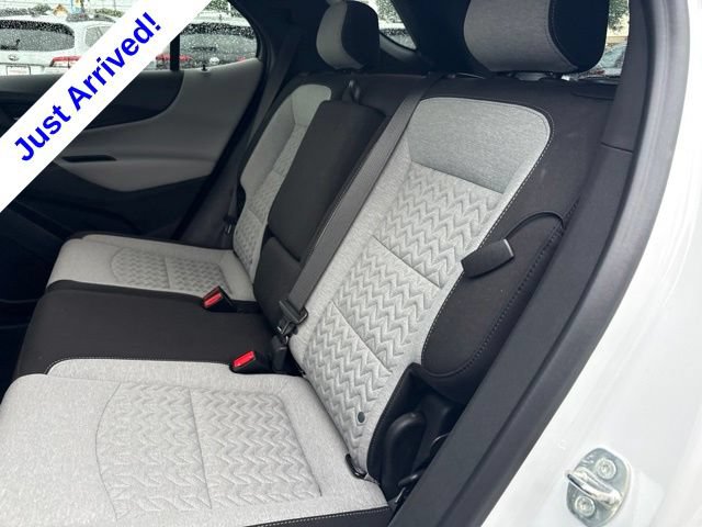 Used 2023 Chevrolet Equinox LS w/ LS Convenience Package FWD image 11