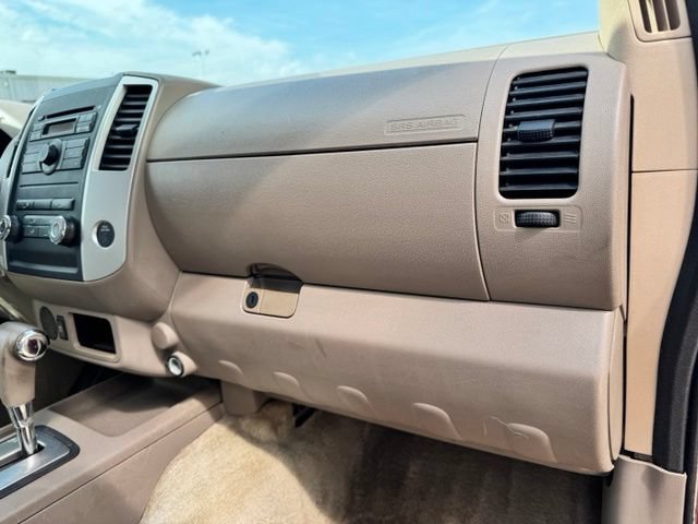 Used 2011 Nissan Frontier SV RWD image 18