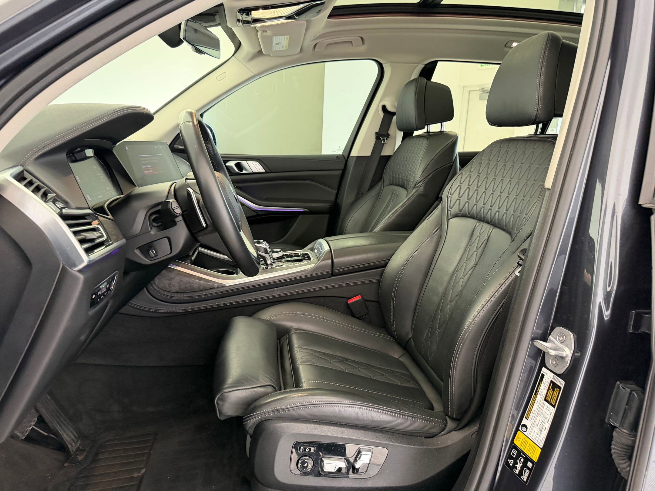 Used 2019 BMW X7 xDrive40i w/ Premium Package image 5