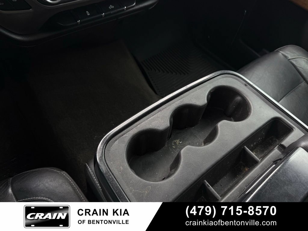Used 2018 Chevrolet Silverado 1500 LTZ AWD/4WD image 19