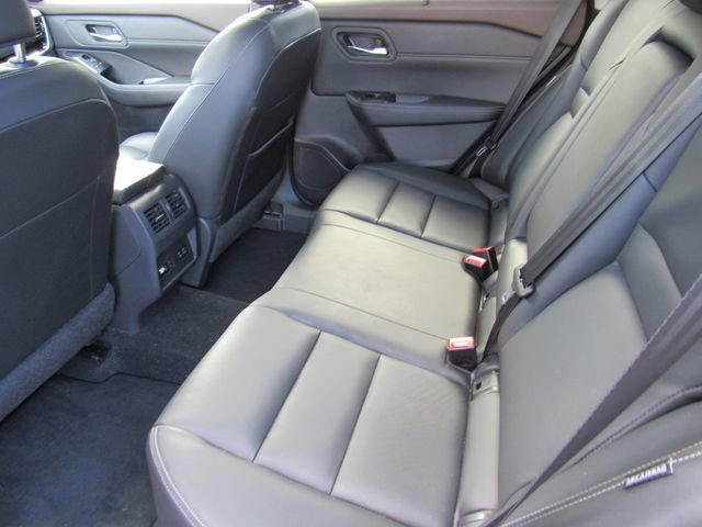 Certified 2023 Nissan Rogue SL w/ SL Premium Package AWD/4WD image 17