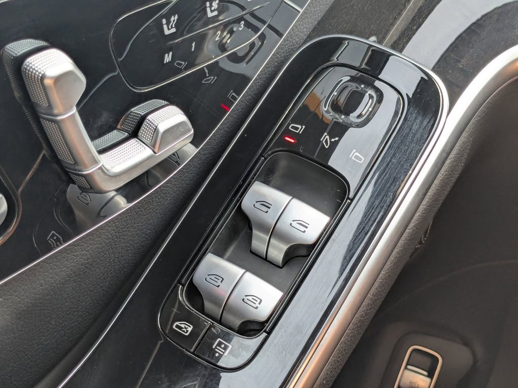 Certified 2022 Mercedes-Benz S 500 4MATIC image 10