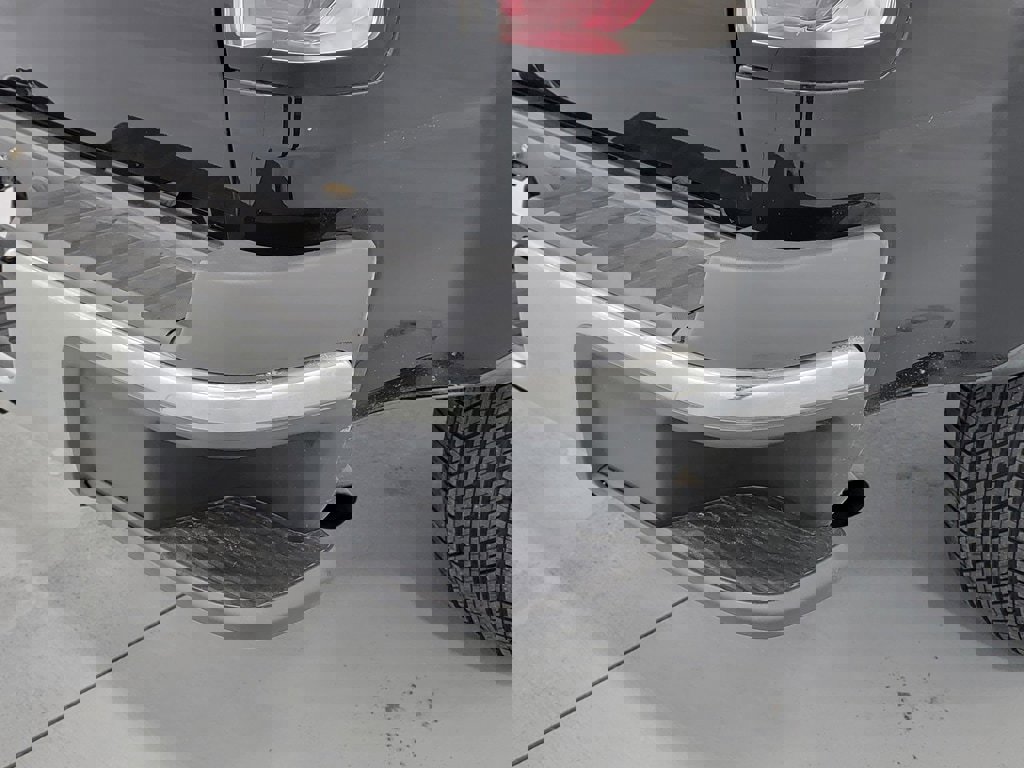 Used 2018 GMC Canyon SLE w/ SLE Convenience Package image 28