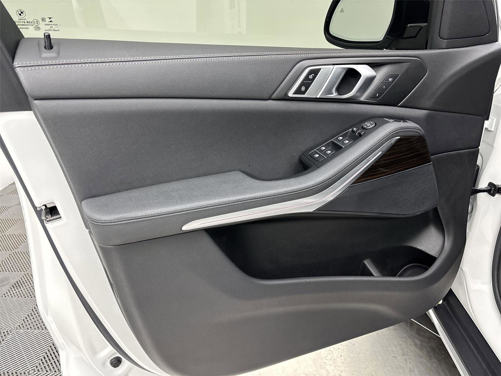 Used 2019 BMW X5 xDrive40i w/ Convenience Package image 26